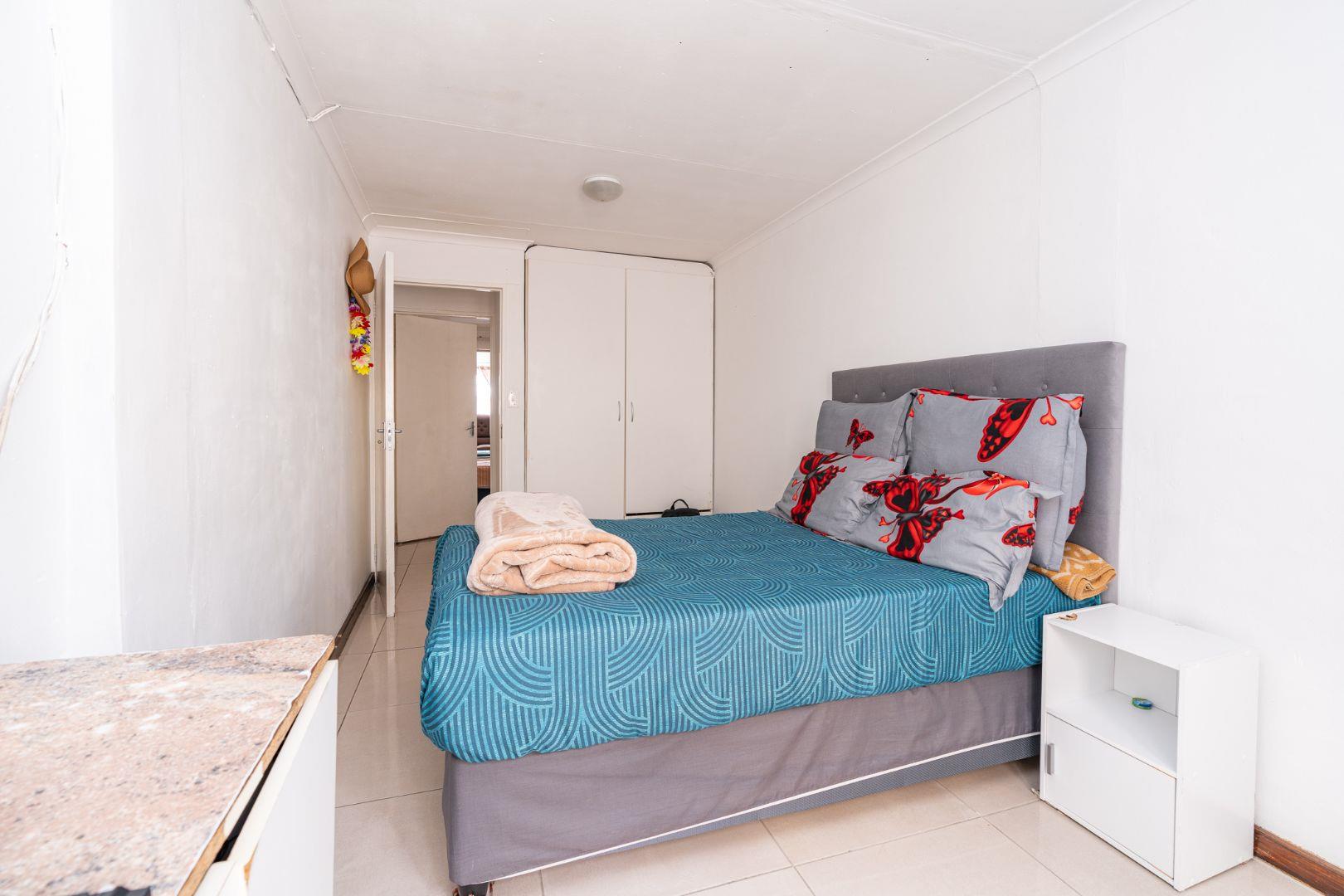 5 Bedroom Property for Sale in Phoenix Western Cape